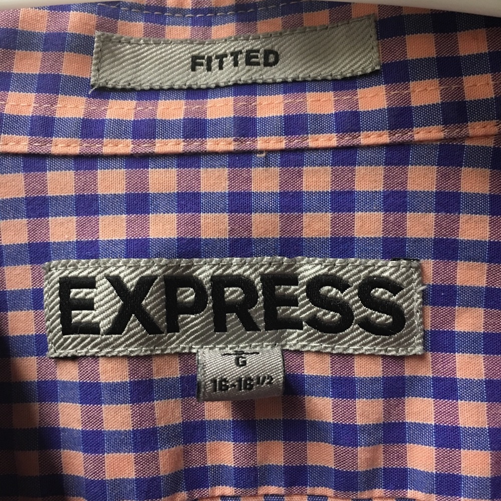 Express button down - Picture 2 of 3